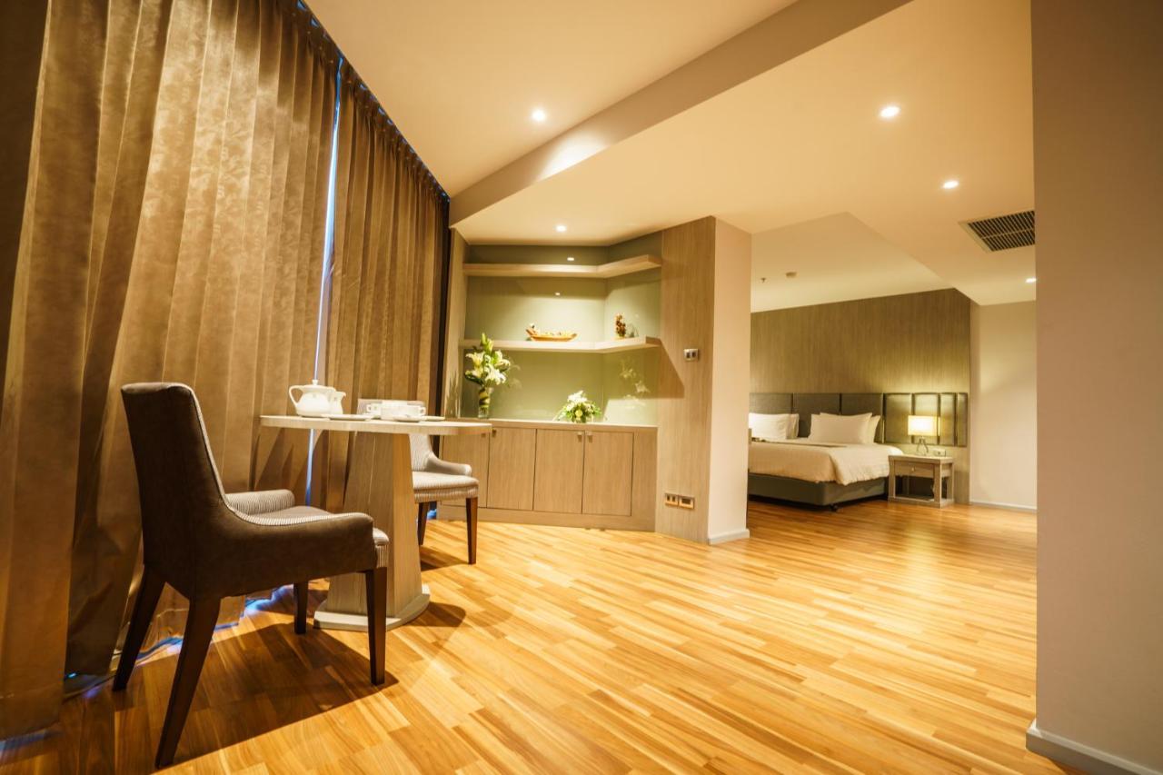 New Season Square Hotel Hat Yai Eksteriør billede
