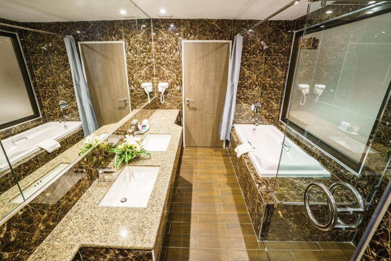 New Season Square Hotel Hat Yai Eksteriør billede