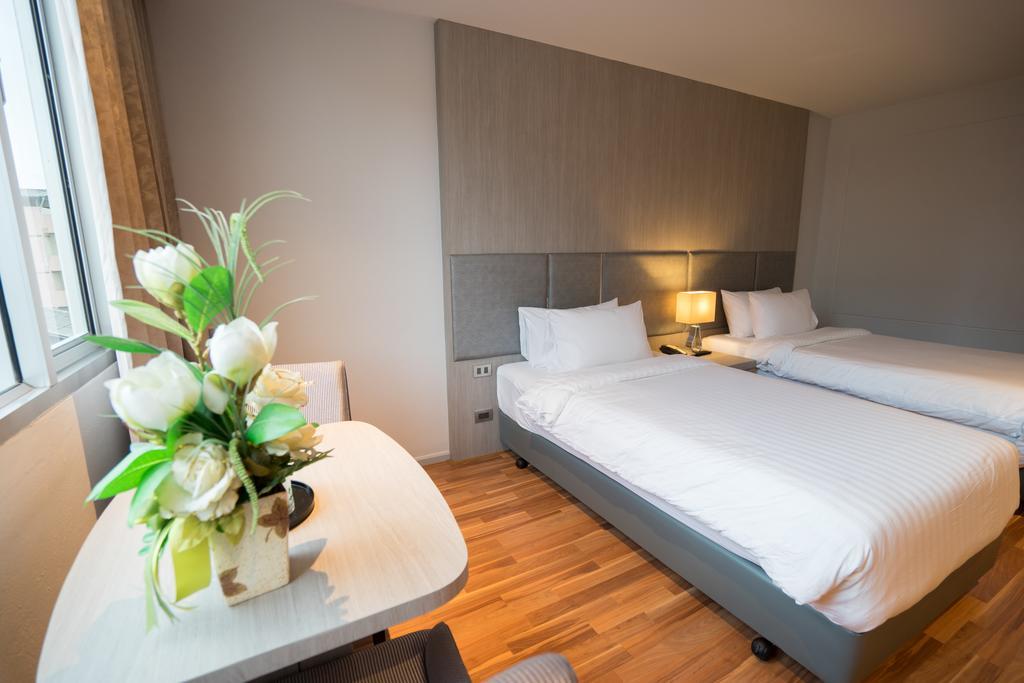 New Season Square Hotel Hat Yai Eksteriør billede