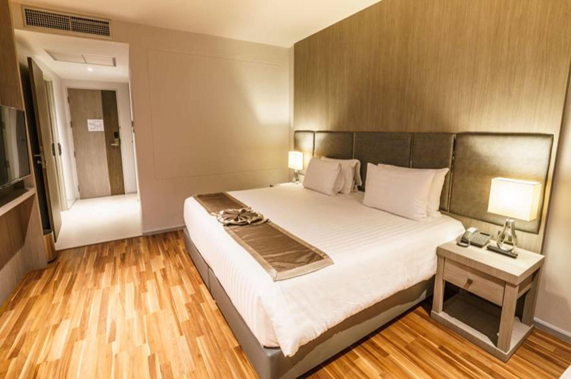 New Season Square Hotel Hat Yai Eksteriør billede